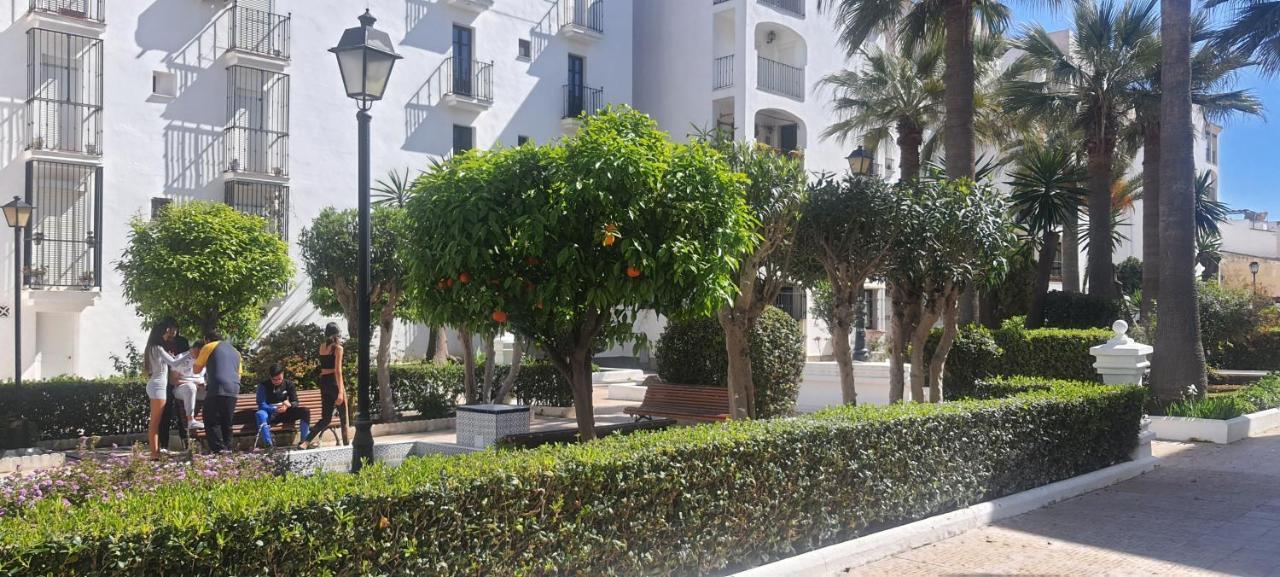 Apartamentos Sabinillas San Luis de Sabinillas Eksteriør bilde
