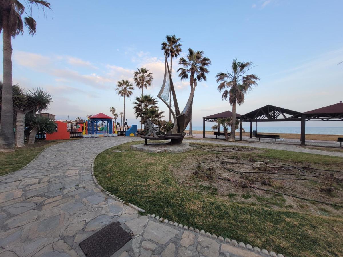 Apartamentos Sabinillas San Luis de Sabinillas Eksteriør bilde